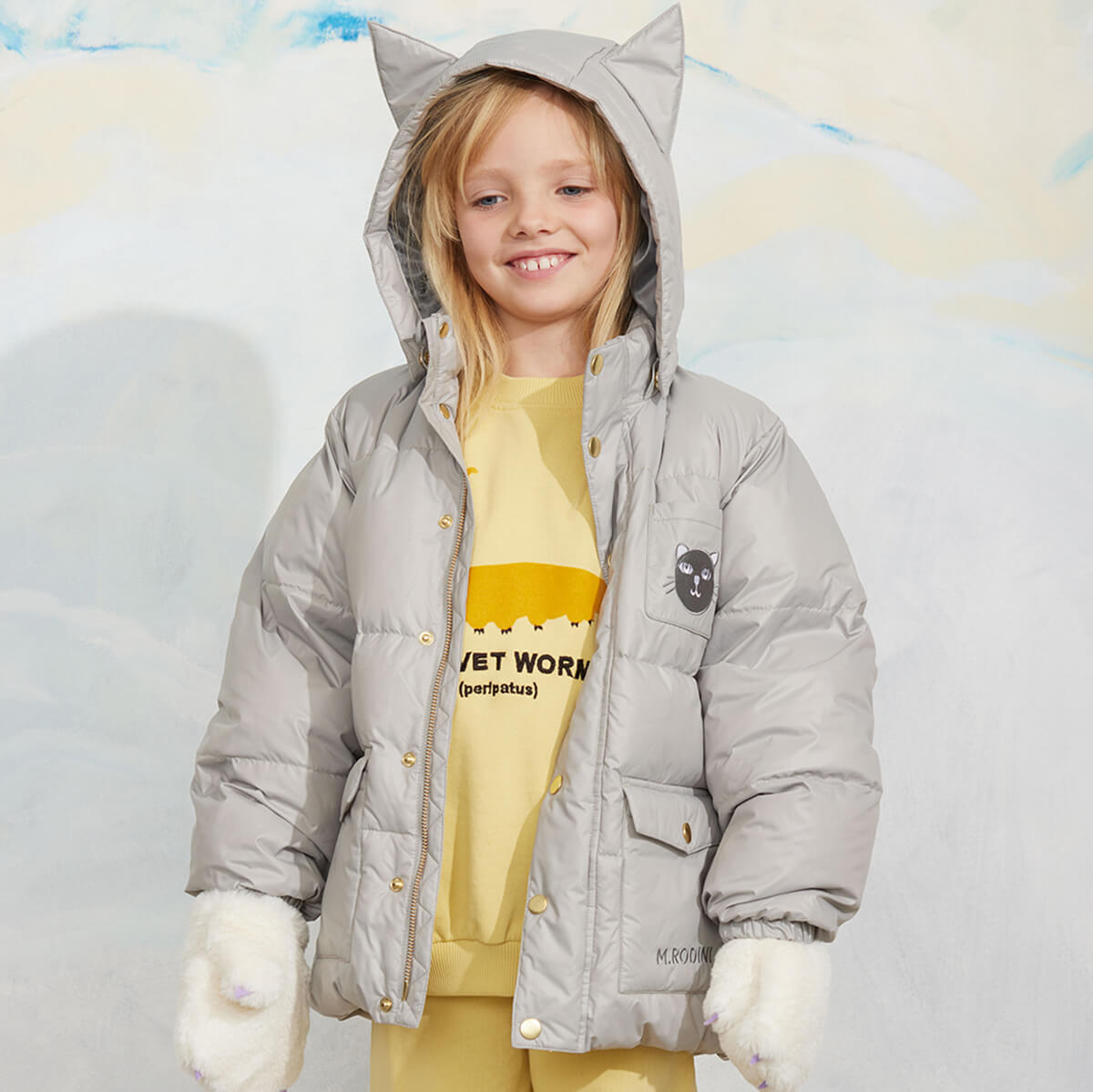 Doudoune épaisse à capuche et poches spacieuses avec oreilles de chat grises en polyester recyclé pour enfant